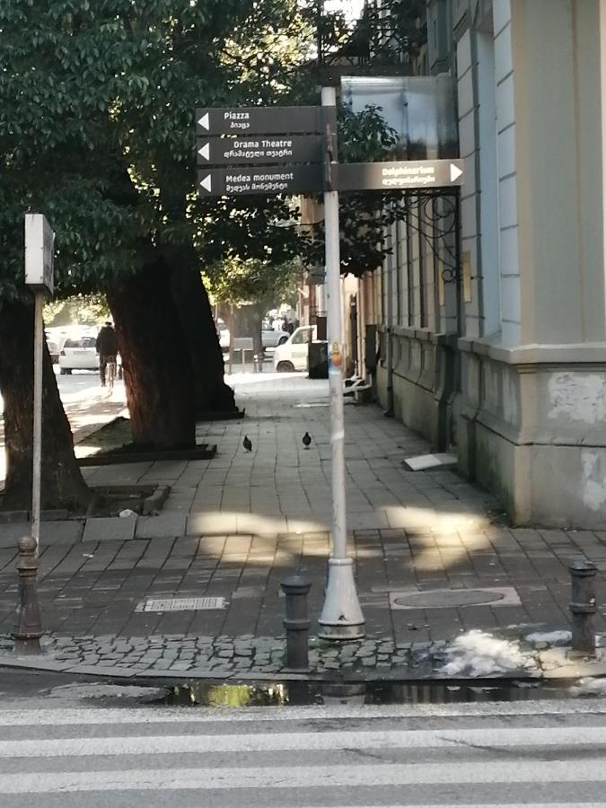 Apartments In The Historical Center Of Batumi, Near The Seaside Park Exterior photo
